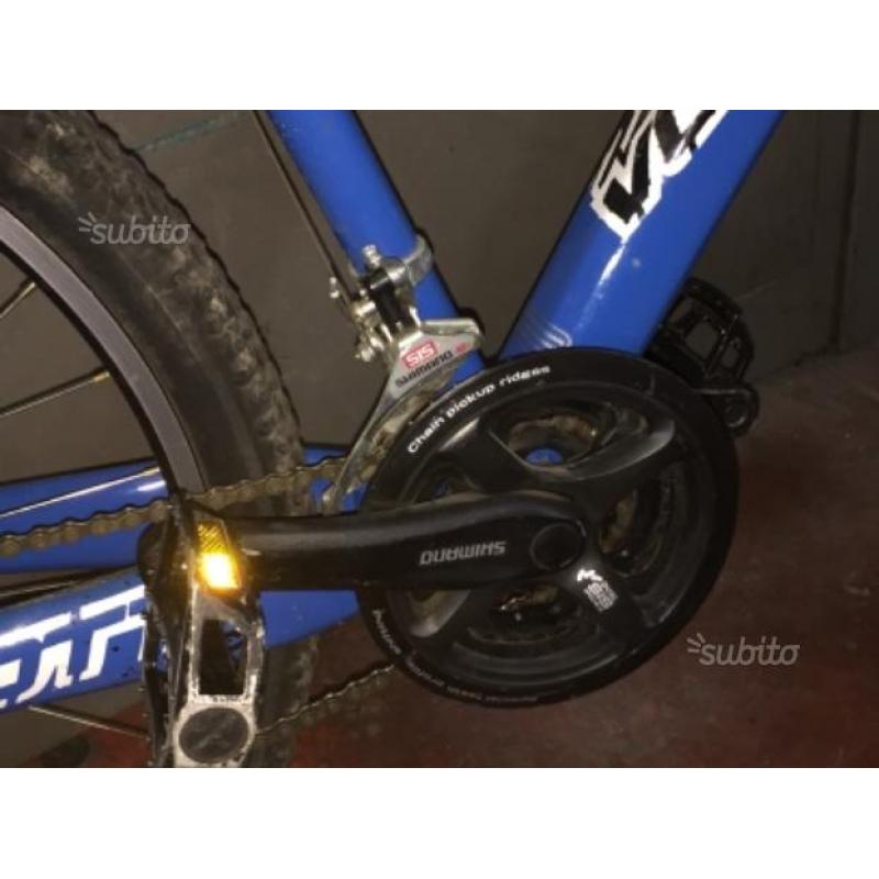 Bicicletta scott high voltage cambio shimano